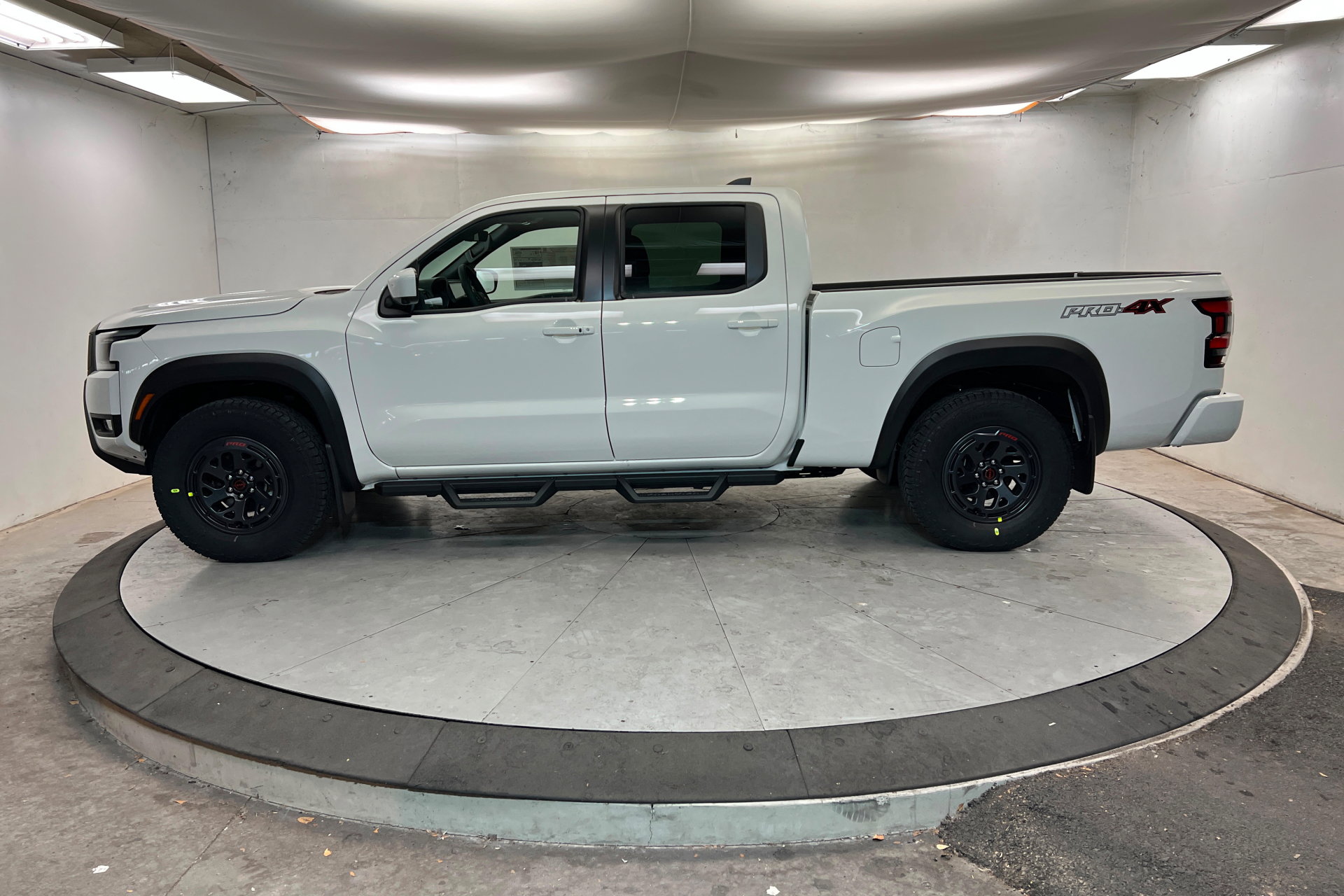 New 2026 Nissan Frontier PRO-4X w/ Pro Premium Package image 2