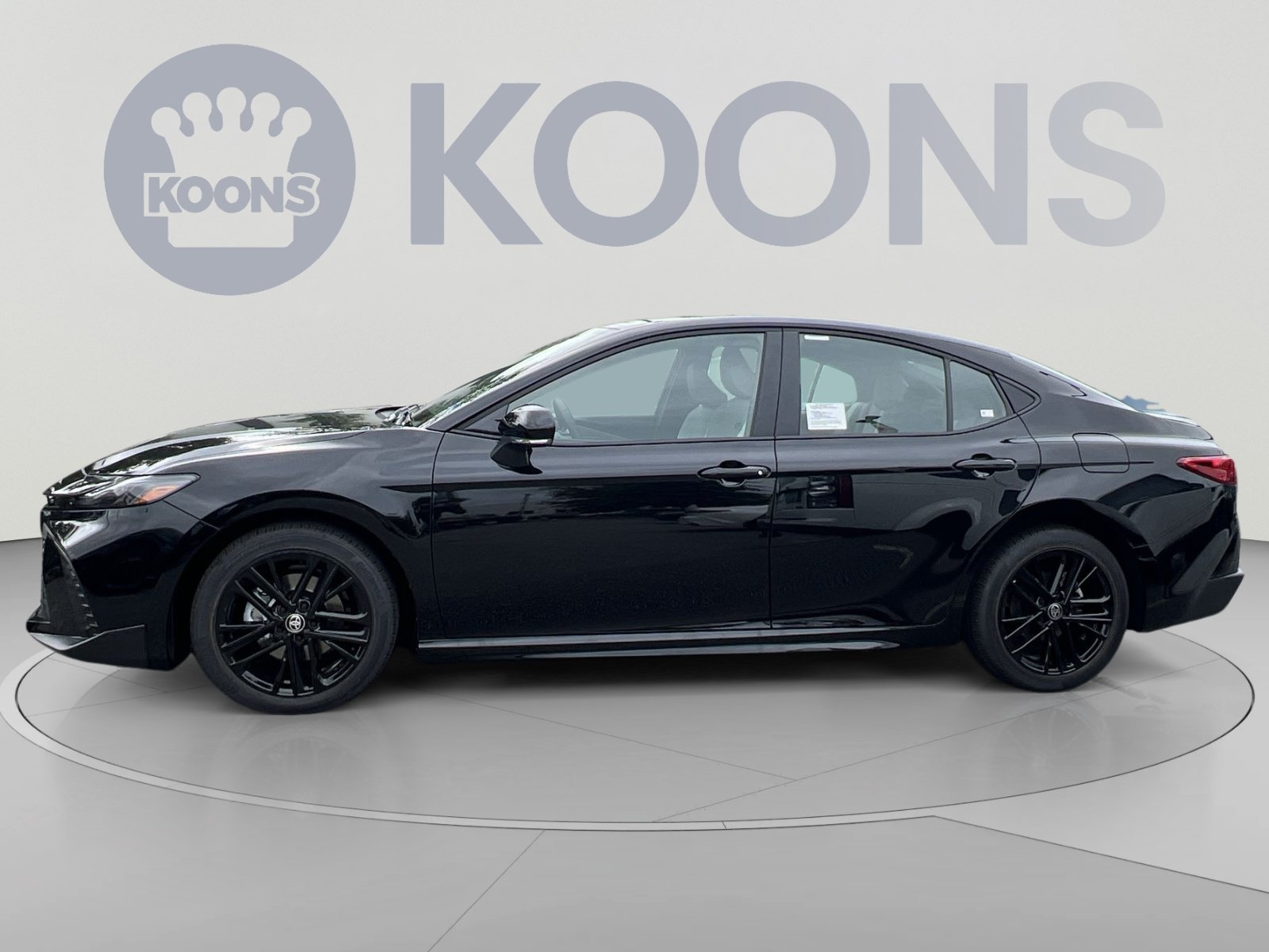 New 2026 Toyota Camry SE w/ Convenience Package FWD image 2