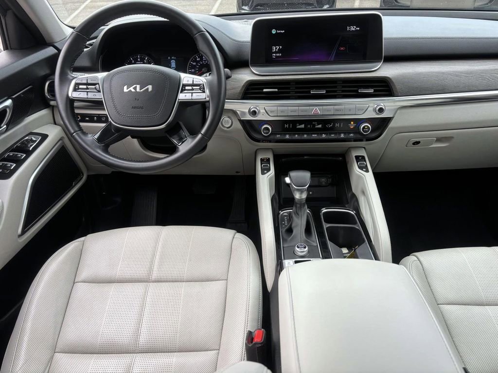 Used 2022 Kia Telluride EX w/ EX Premium Package image 29