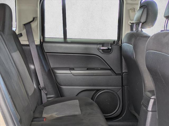 Used 2016 Jeep Patriot Sport w/ Power Value Group AWD/4WD image 21