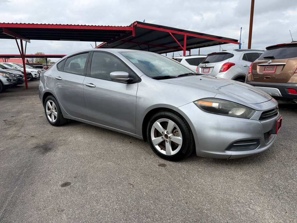 Used 2015 Dodge Dart SXT FWD image 2