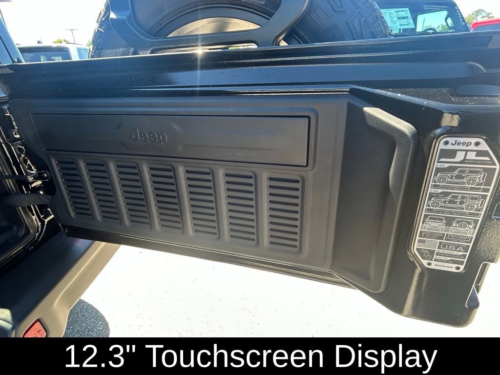 New 2025 Jeep Wrangler Unlimited Sahara image 64