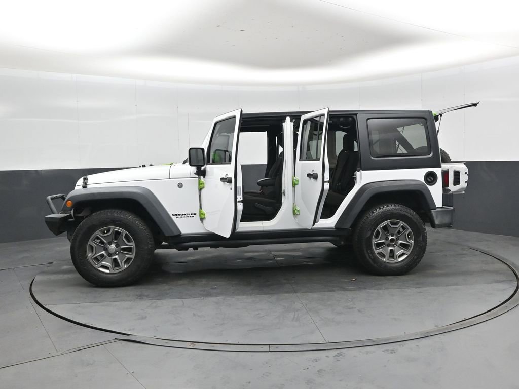 Used 2017 Jeep Wrangler Unlimited Rubicon image 49