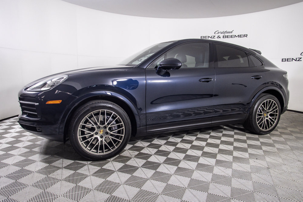 Used 2023 Porsche Cayenne Coupe AWD/4WD image 9