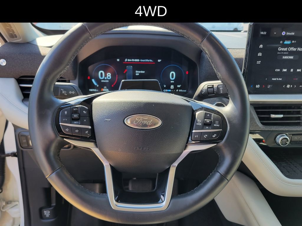 Used 2025 Ford Explorer Platinum w/ LUX Leather Package AWD/4WD image 23