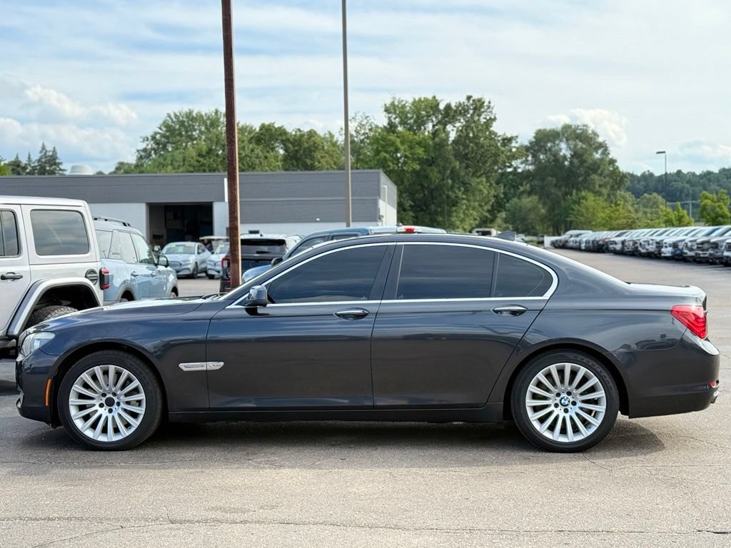 Used 2012 BMW 750i xDrive AWD/4WD image 39
