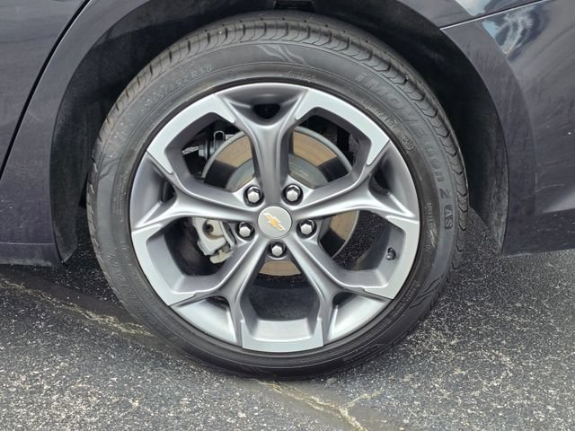 Used 2023 Chevrolet Malibu LT FWD image 9