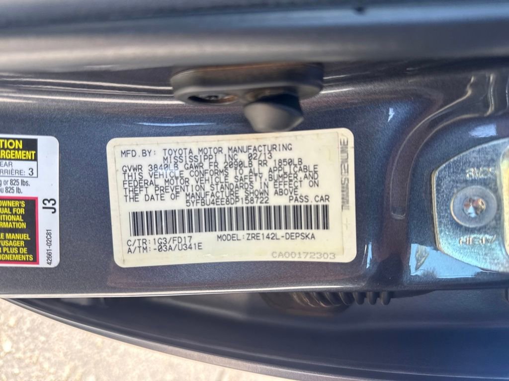 Used 2013 Toyota Corolla S image 31