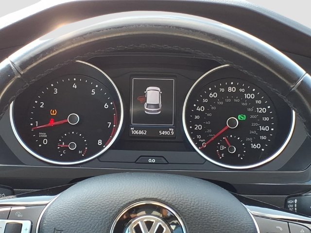Used 2018 Volkswagen Tiguan S AWD/4WD image 9