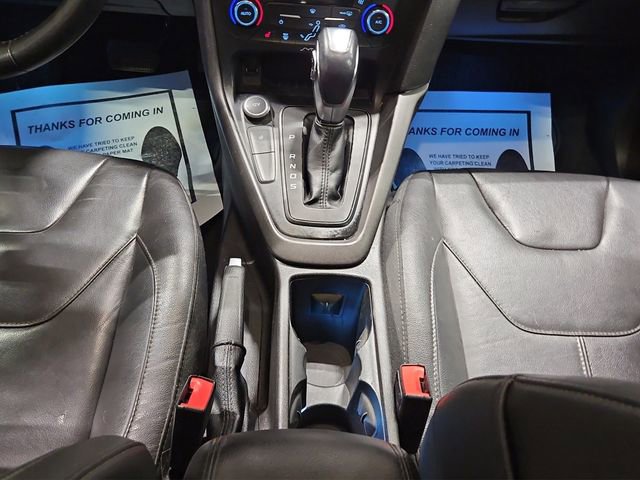 Used 2016 Ford Focus SE w/ Equipment Group 201A FWD image 13