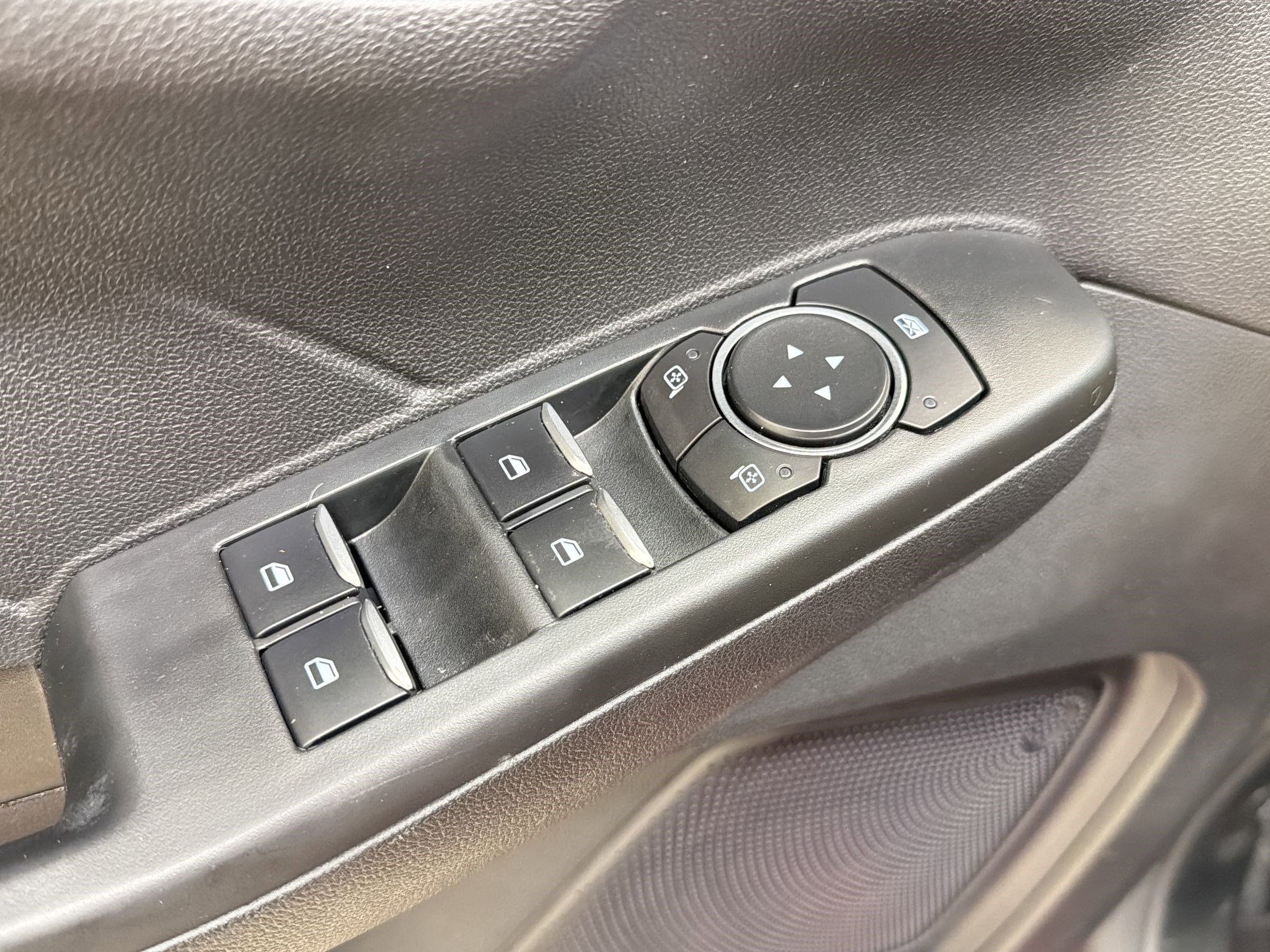 Certified 2022 Ford Escape SE w/ SE Sport Appearance Package FWD image 20