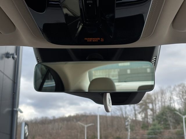 Certified 2025 Mercedes-Benz E 350 4MATIC Sedan image 38