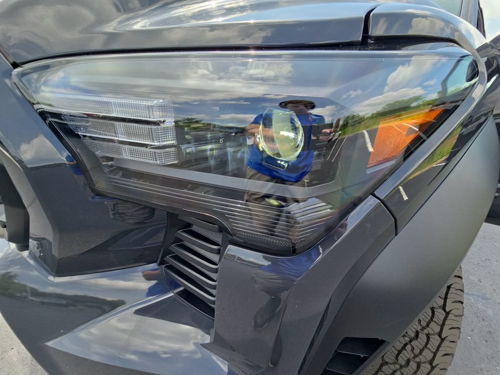 Used 2026 Toyota Tacoma TRD Off-Road AWD/4WD image 34