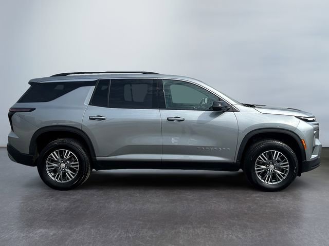 Used 2024 Chevrolet Traverse LT w/ LPO, Floor Liner Package image 6