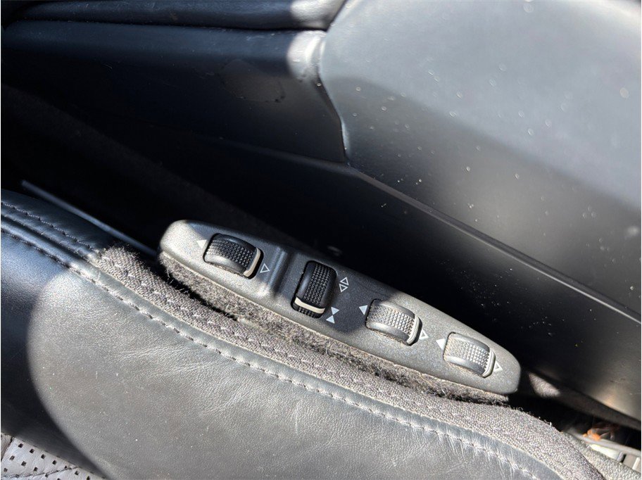 Used 2015 Mercedes-Benz G 63 AMG 4MATIC w/ PA6 Package image 33