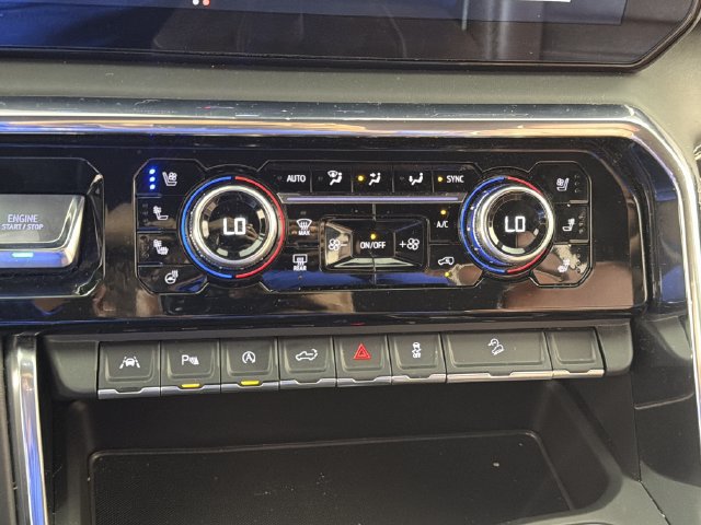 Used 2025 GMC Sierra 1500 Denali Ultimate AWD/4WD image 9