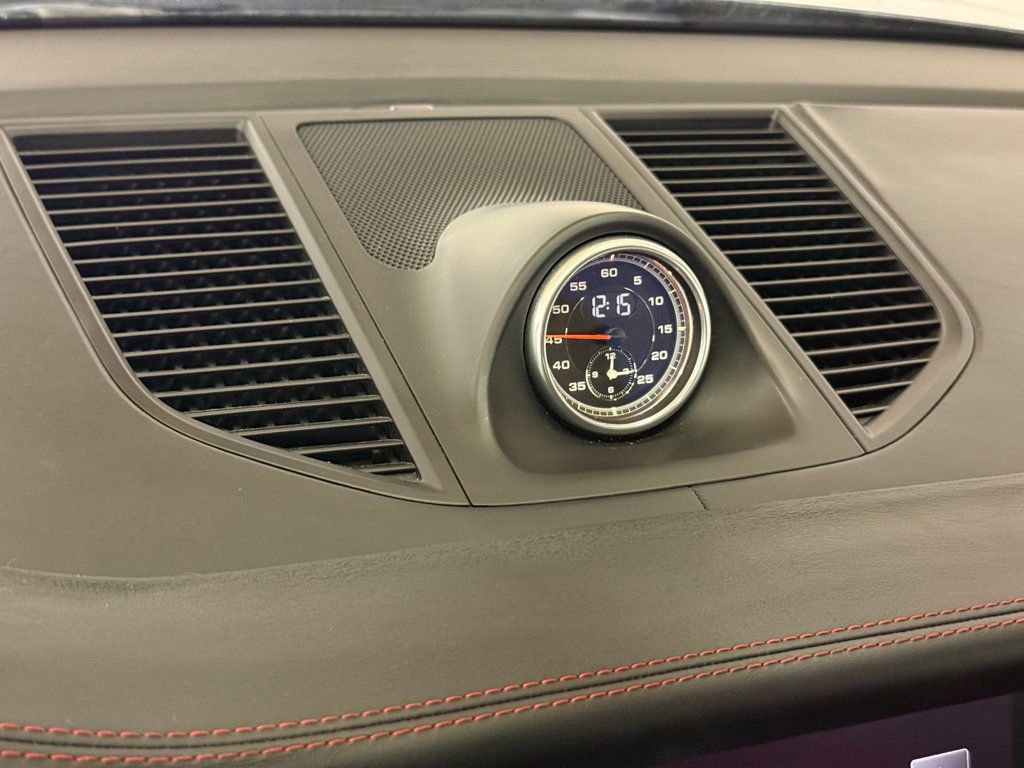 Used 2017 Porsche Macan Turbo image 64