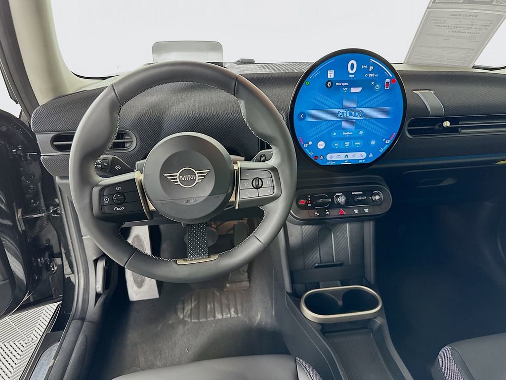 Certified 2025 MINI Cooper 2-Door Hardtop image 22