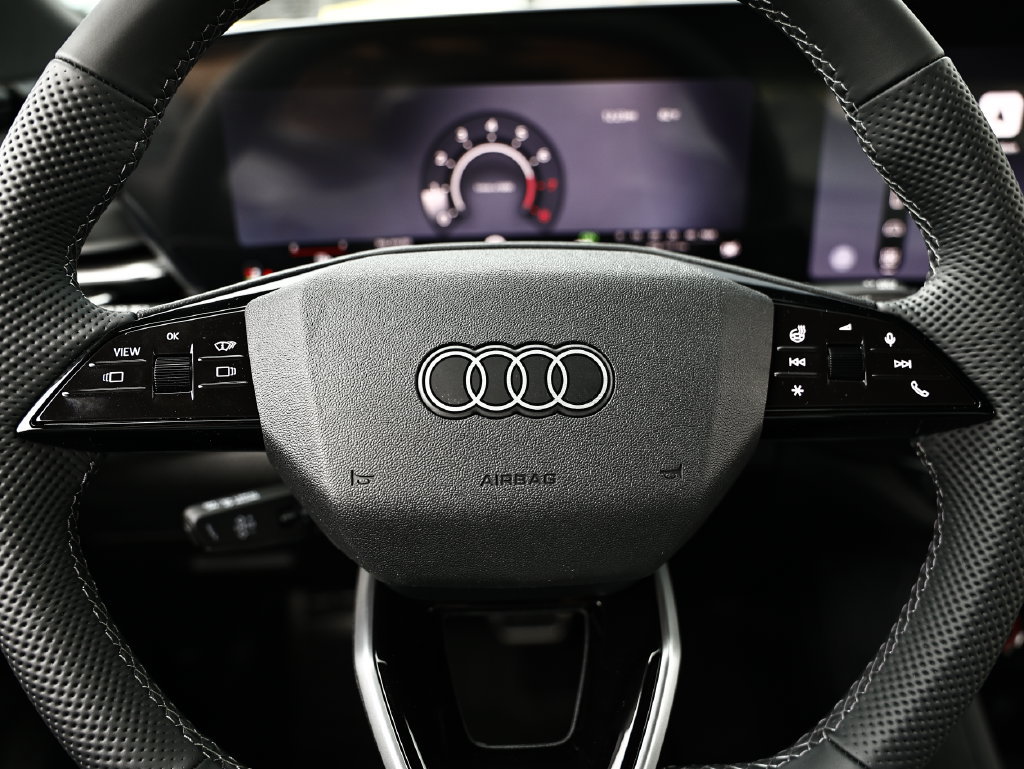 New 2026 Audi SQ5 Prestige AWD/4WD image 34
