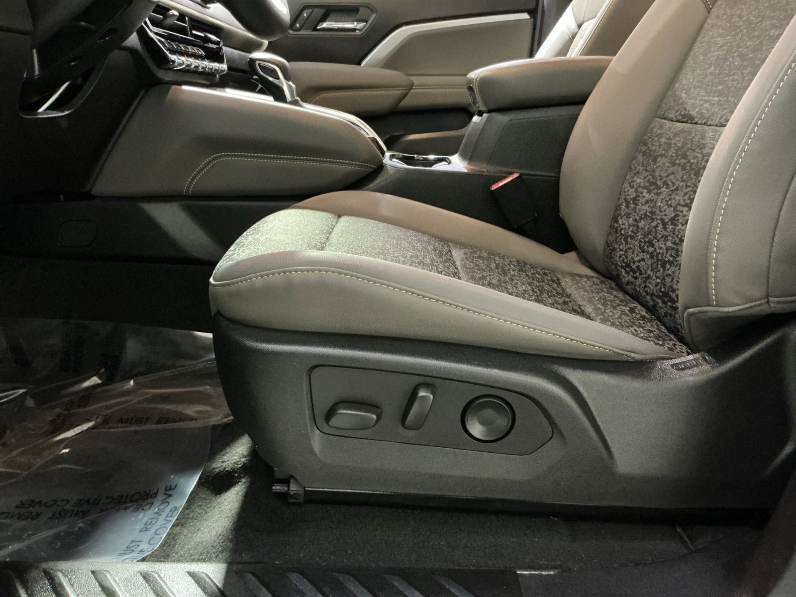 Used 2024 Chevrolet Colorado ZR2 image 22