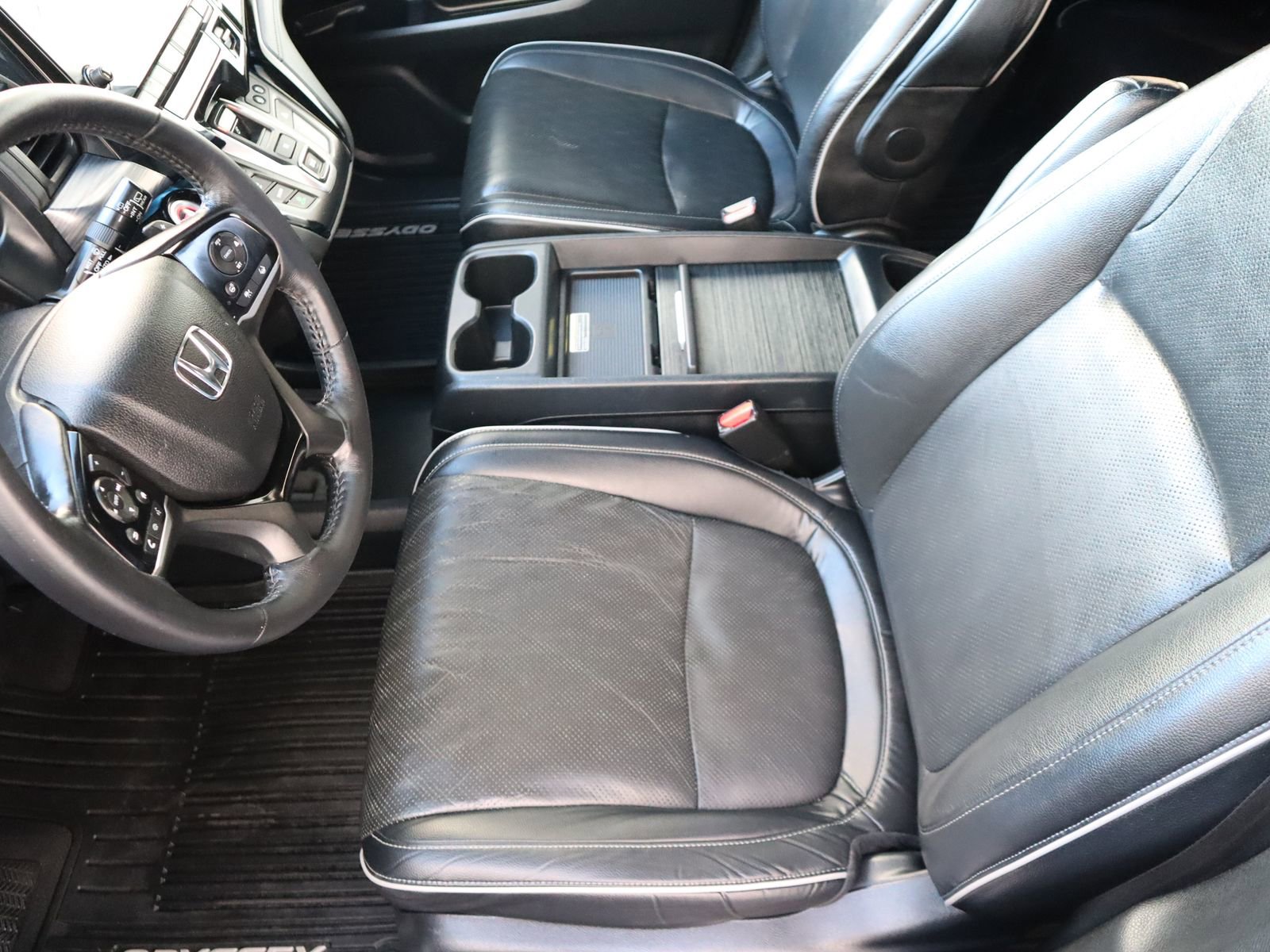 Used 2022 Honda Odyssey Elite image 27