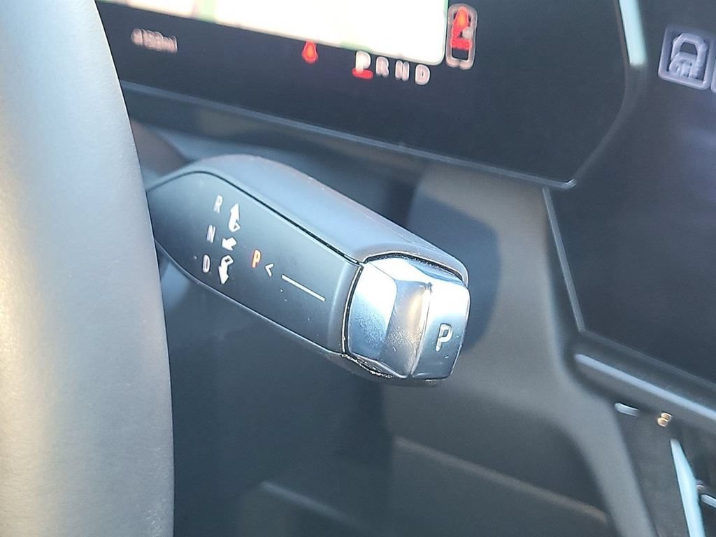 Used 2025 Chevrolet Equinox EV RS AWD/4WD image 22