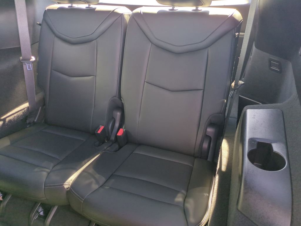 Used 2024 Cadillac XT6 Premium Luxury w/ Technology Package image 20