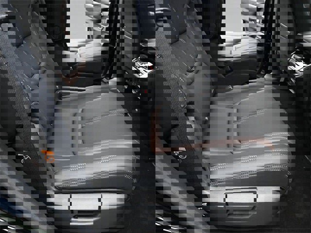 New 2026 Nissan Armada SL w/ Captain's Chari Seat Package image 31