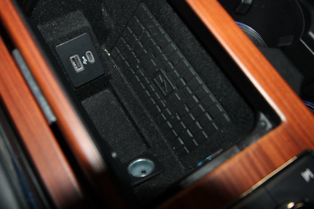 Used 2024 Lincoln Navigator L Reserve AWD/4WD image 19