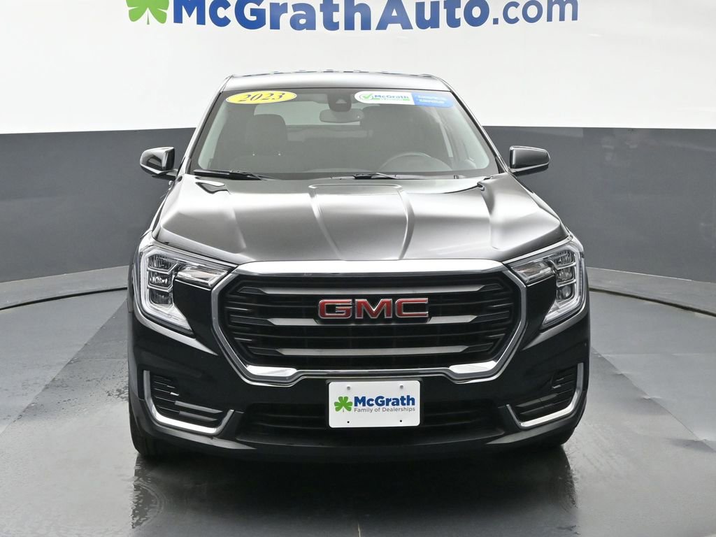Used 2023 GMC Terrain SLE FWD image 4