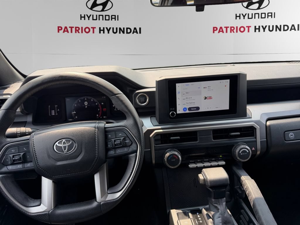 Used 2025 Toyota 4Runner SR5 RWD image 10