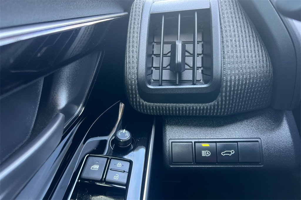 Used 2024 Toyota bZ4X XLE image 33