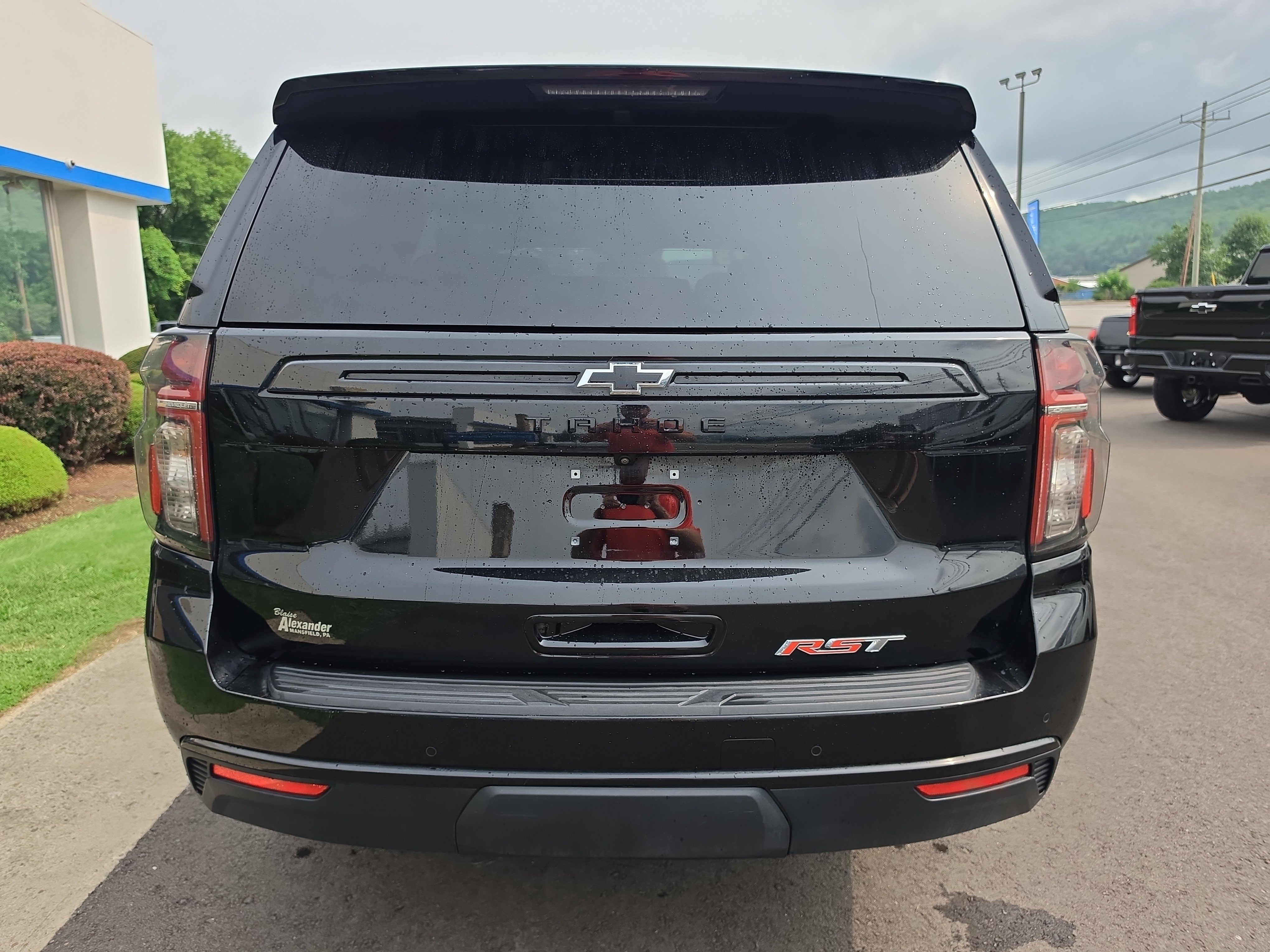 Used 2023 Chevrolet Tahoe RST AWD/4WD image 4