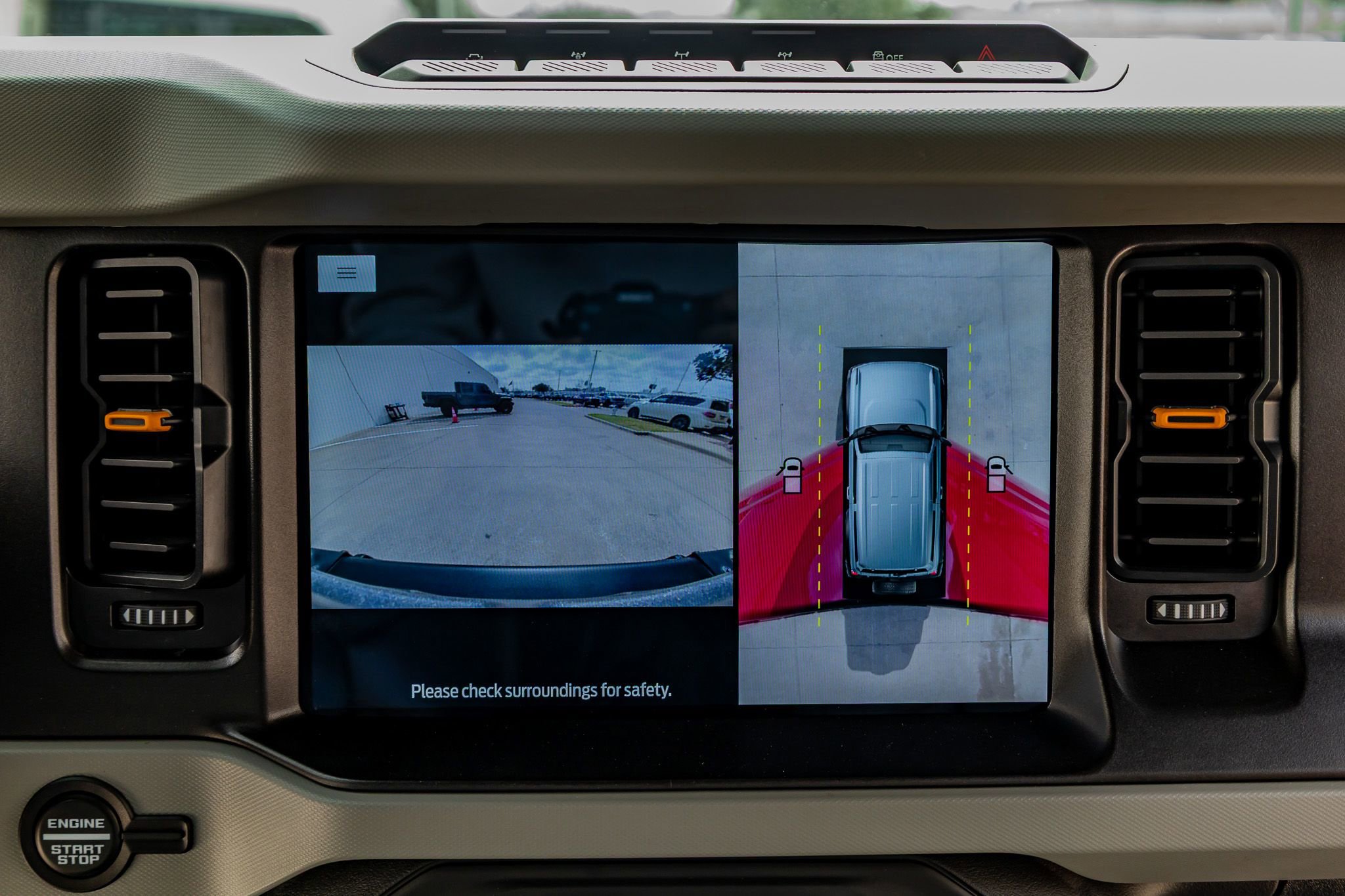 Used 2022 Ford Bronco Badlands image 26