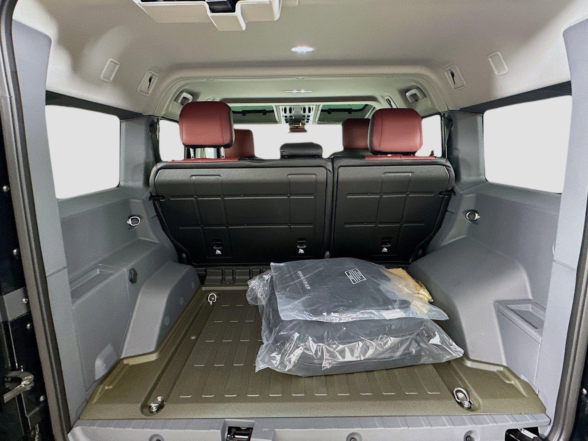 New 2024 INEOS Grenadier Fieldmaster Edition image 44