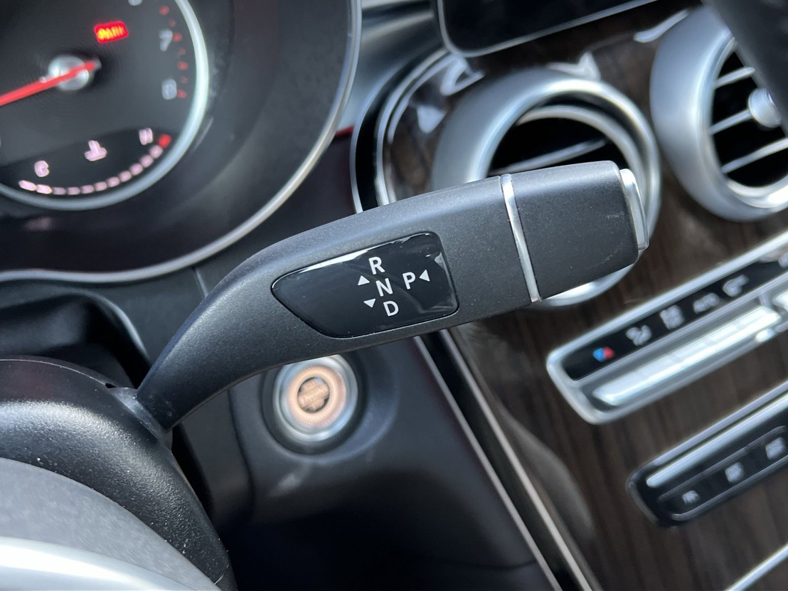 Certified 2022 Mercedes-Benz GLC 300 4MATIC w/ Premium Package Lite image 20