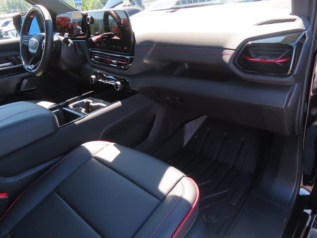 Used 2025 Chevrolet Silverado EV RST AWD/4WD image 47