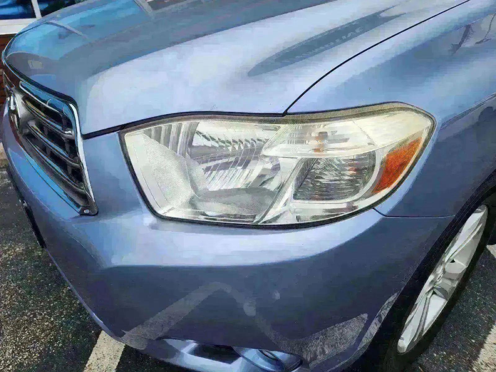 Used 2010 Toyota Highlander Limited image 25