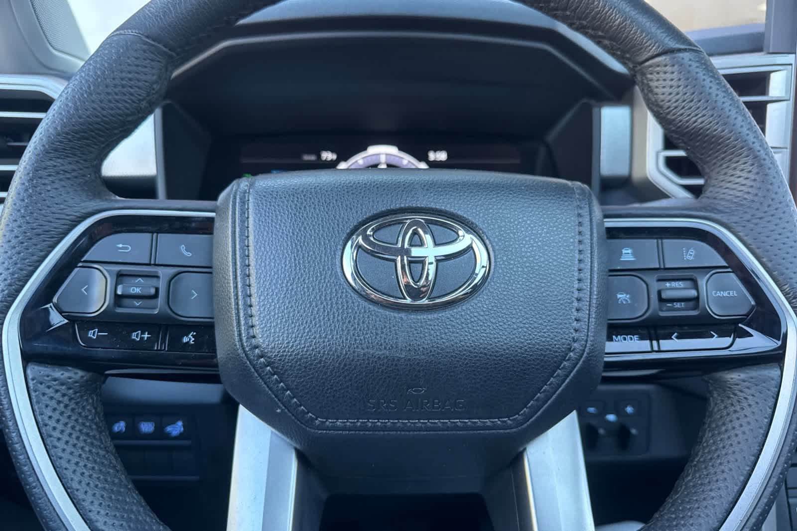 Used 2024 Toyota Tundra Limited AWD/4WD image 25