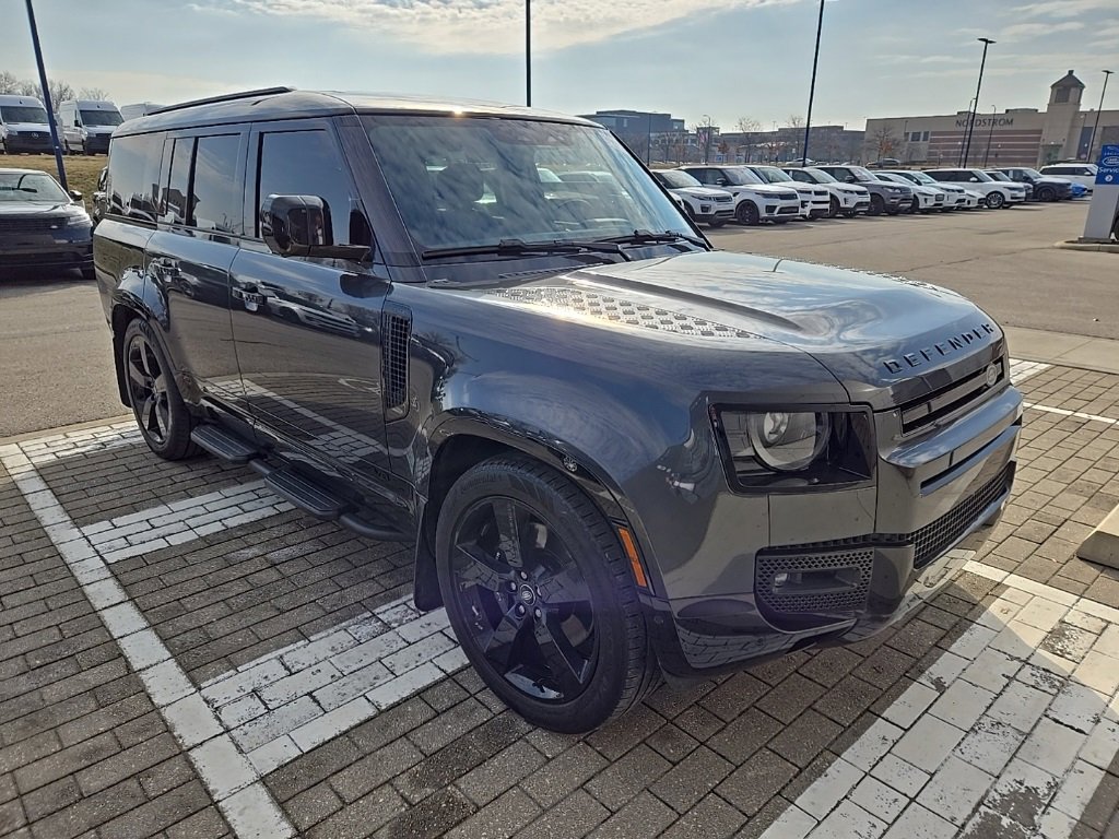 Certified 2025 Land Rover Defender 130 V8 image 3