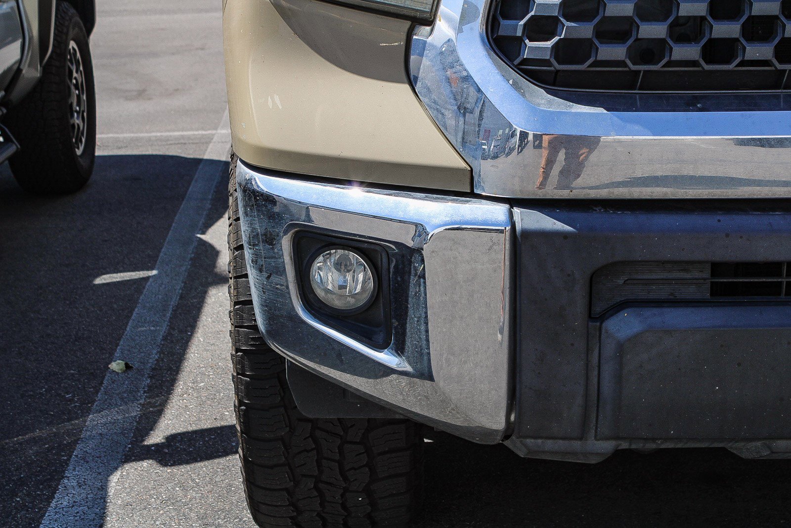 Used 2019 Toyota Tundra SR5 w/ SR5 Upgrade Package image 16