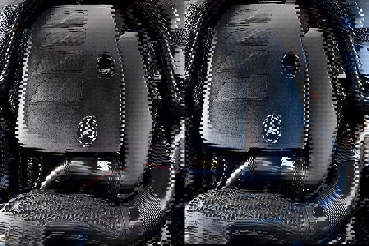 Used 2021 Mercedes-Benz C 300 4MATIC Sedan w/ Premium Package image 19