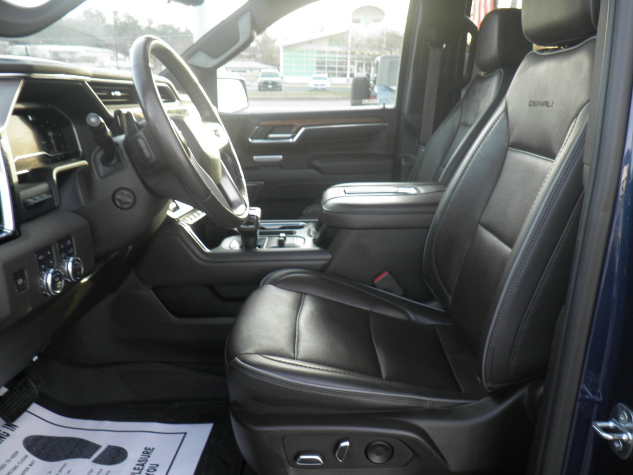 Used 2022 GMC Sierra 1500 Denali w/ Technology Package image 16