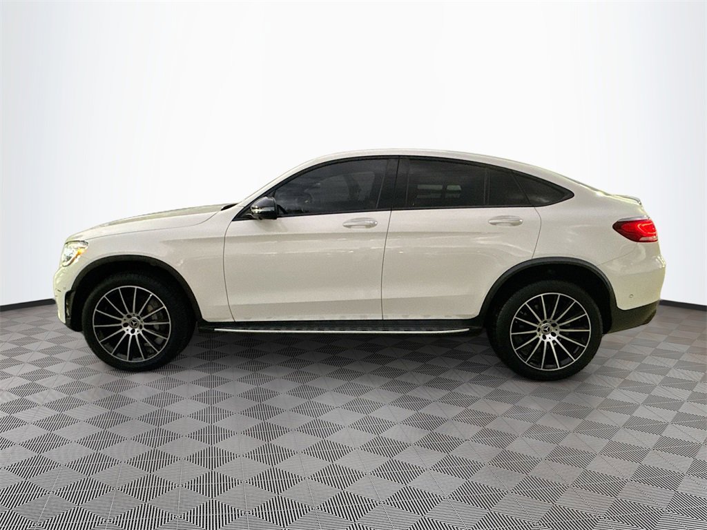 Used 2022 Mercedes-Benz GLC 300 4MATIC Coupe image 9