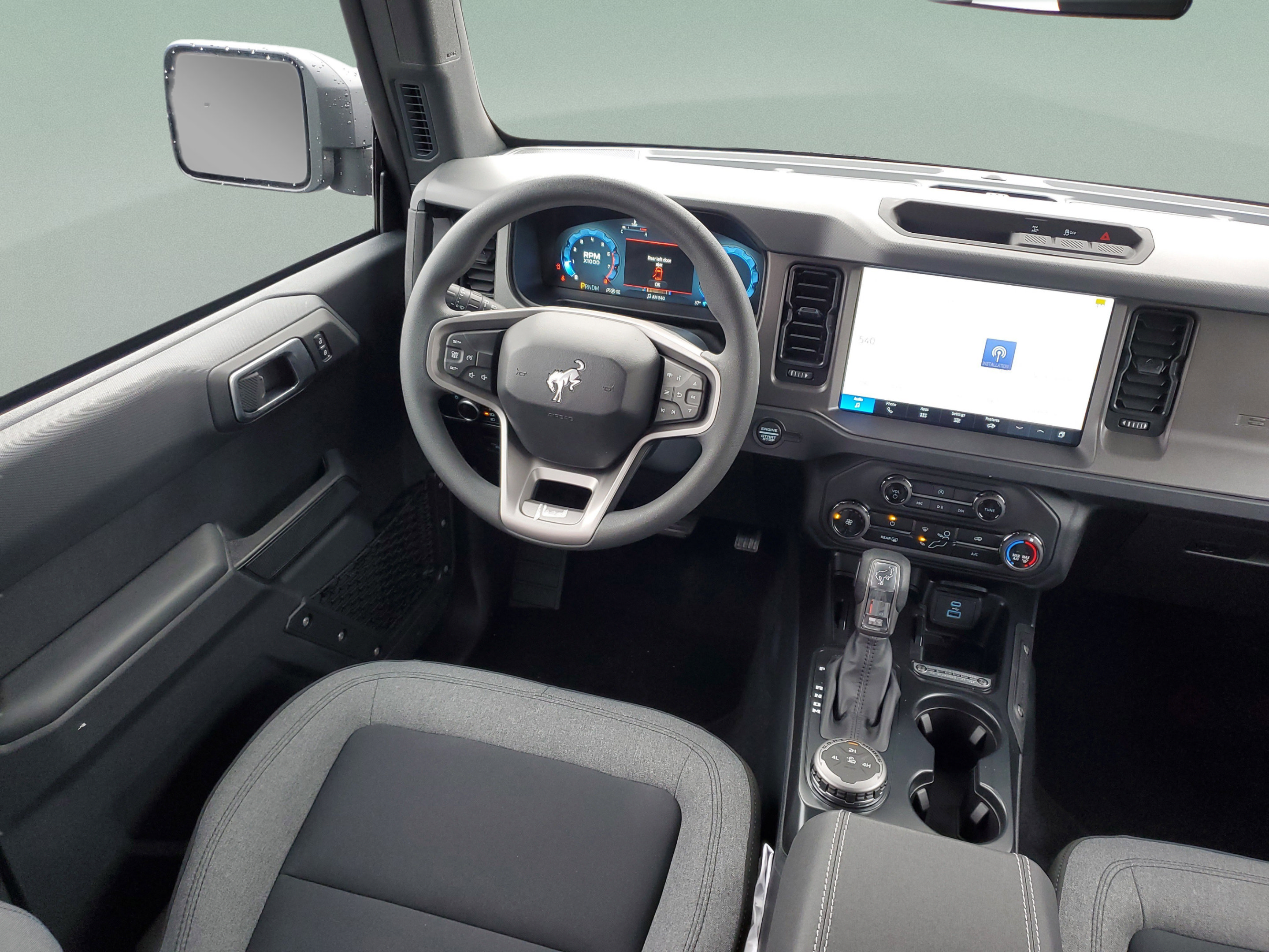 New 2025 Ford Bronco 4-Door AWD/4WD image 8