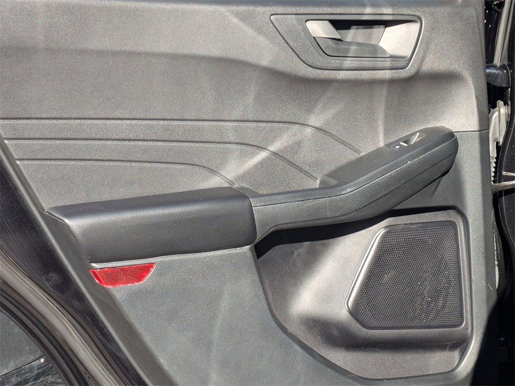 Used 2025 Ford Escape Active image 25