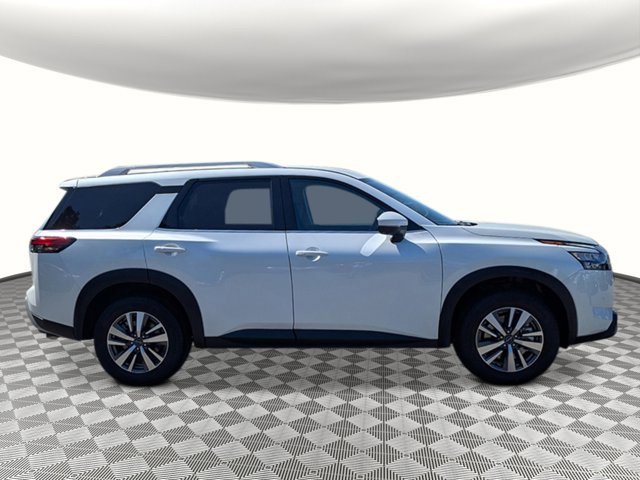 New 2025 Nissan Pathfinder SL image 6