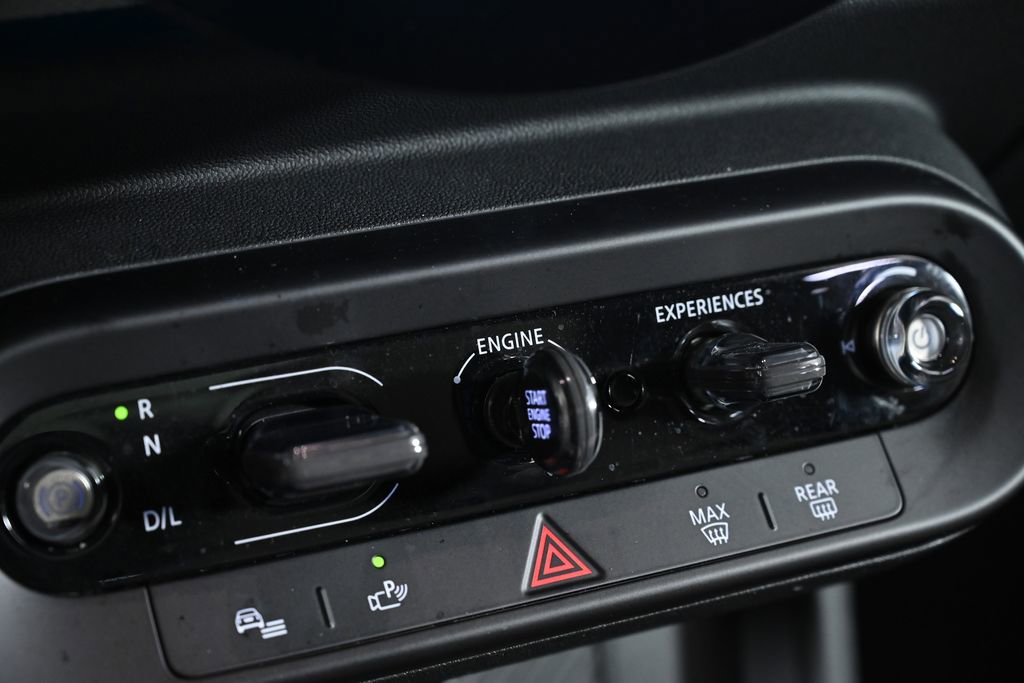 Certified 2025 MINI Cooper S image 18