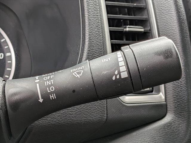 Used 2023 Nissan Frontier SV image 10