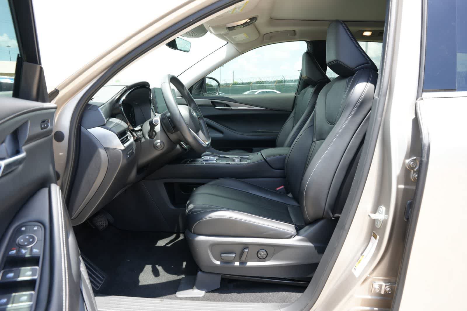 Certified 2024 INFINITI QX60 Luxe AWD/4WD image 17
